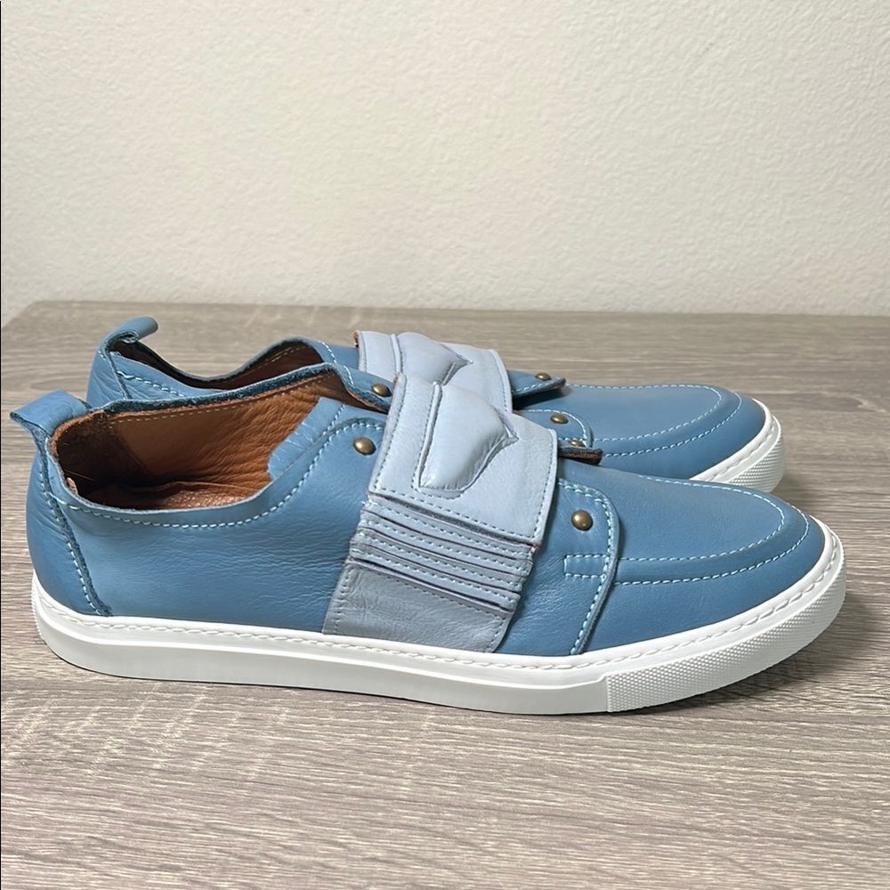 New Bueno Relax (Denim/Powder Blue) Women's Shoes 10